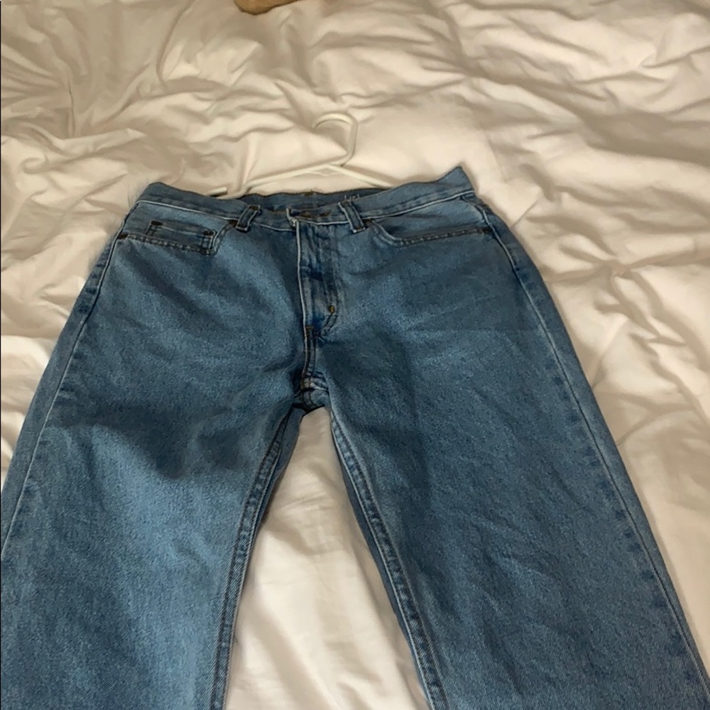 Light wash men’s jeans